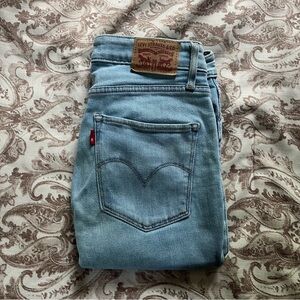 Levi’s 721 high rise skinny ankle jeans
